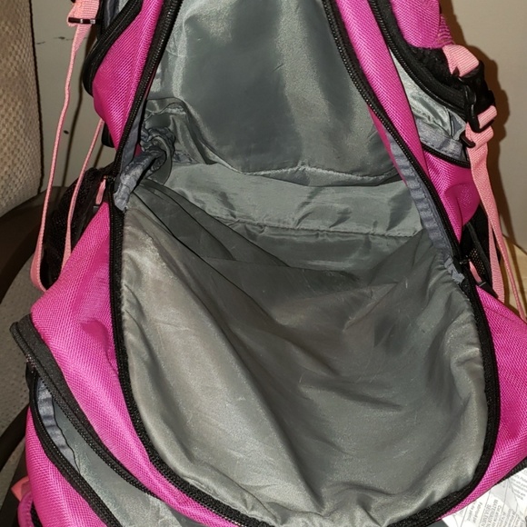 High Sierra Backpack - Picture 6 of 8